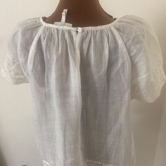 White cotton eyelet blouse. So pretty - Picture 3 of 3